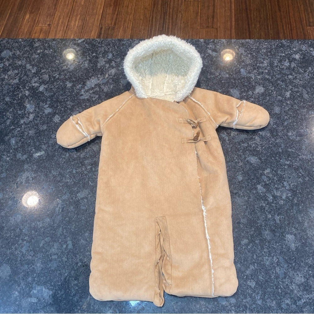 Baby Gap Infant Warm Winter Snow Suit 3-6 Months Bunting Unisex Coveralls Bib